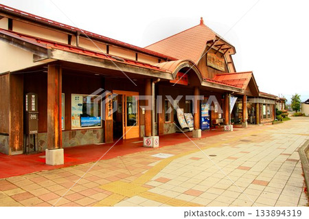 長野縣立山黑部阿爾卑斯山路線入口…[大糸線信濃大町站] 133894319