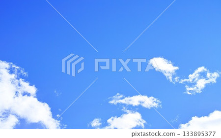 藍色的天空和雲圖像 藍色的天空和雲圖像 133895377