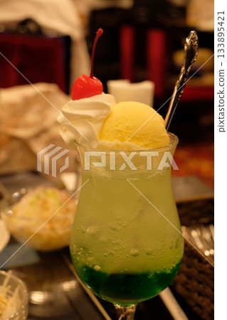 Cream soda at a coffee shop 133895421