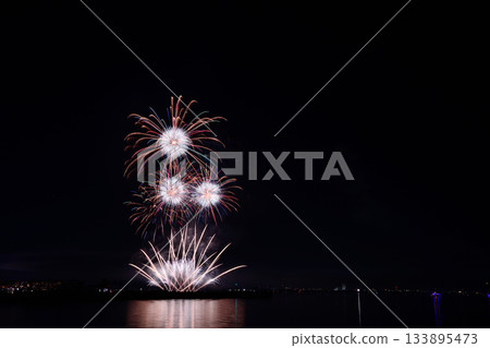 Fireworks that brighten up winter evenings <Fireworks Koshien 2025> Fireworks that brighten up winter evenings <Fireworks Koshien 2025> 133895473