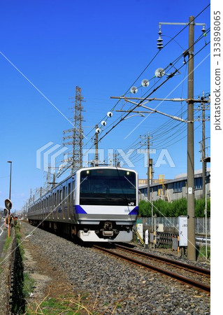 「死區」指位於直流電氣化區及交流電氣化區邊界處的區段。 「死區」指位於直流電氣化區及交流電氣化區邊界處的區段。 133898065