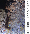 夜幕下的六本木燈火輝煌 133899136