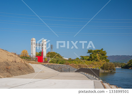 Misu Lock, Heritage of Modern Industrial Development, View from Fushimi Pier, Fushimi Ward, Kyoto City 133899501