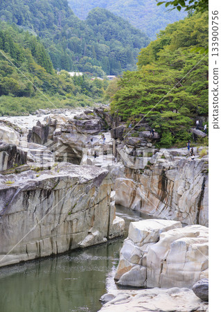 Nezamenotoko, Agematsu Town, Nagano Prefecture: A beautiful rocky valley surrounded by lush forests and clear streams 133900756