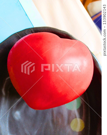 Cute ♡ Heart-shaped tomato 133902143