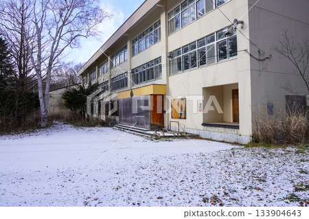 Otaru Municipal Shioya Junior High School (closed) Otaru Municipal Shioya Junior High School (closed) 133904643