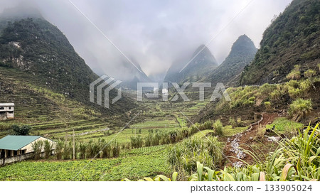 Beautiful Landscape Of Northern Vietnam With Magnificent Limestone Mountains In Ha Giang Province, Vietnam. 133905024