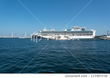 Diamond Princess moored at Osanbashi Pier in Yokohama and Marine Rouge departing from the Red Brick Warehouse 133905530