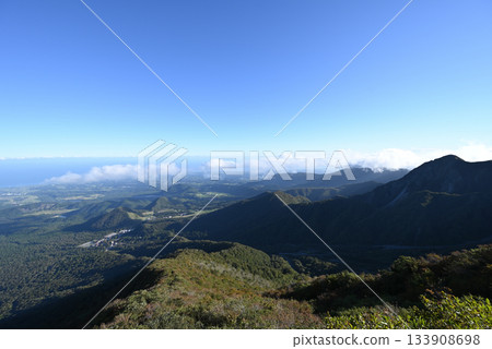 Climbing Mt. Daisen, Tottori Prefecture Climbing Mt. Daisen, Tottori Prefecture 133908698