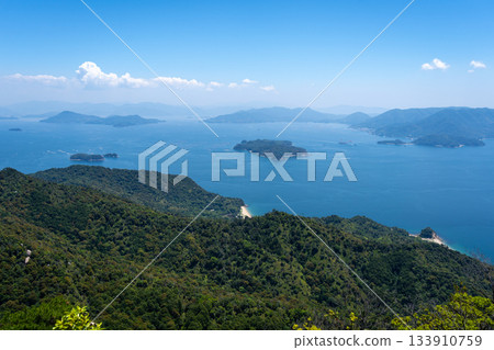Seto Inland Sea and Hiroshima Bay from Mount Misen summit, Miyajimaa, Japan 133910759