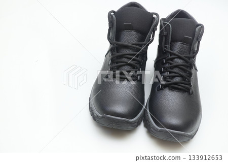 Winter black leather warm boots with laces for walk Winter black leather warm boots with laces for walk 133912653