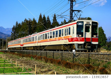 When it was running smoothly on the Kinugawaji... Rapid train [6050 series] 133913657