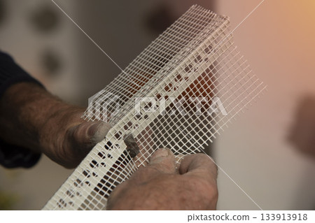 Corner bead with mesh 133913918