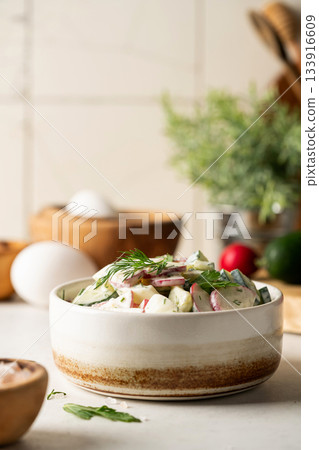 Rustic spring salad 133916609