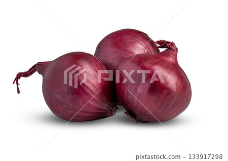 Three purple onions close-up on a white background isolate Three purple onions close-up on a white background isolate 133917298