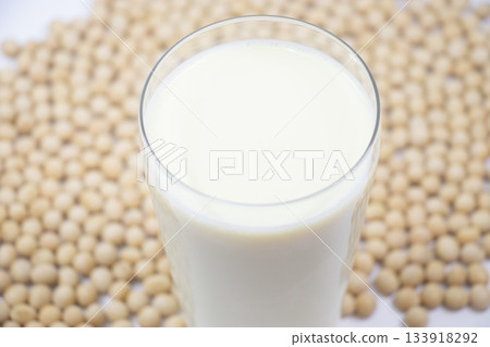 Soy milk Soy milk 133918292