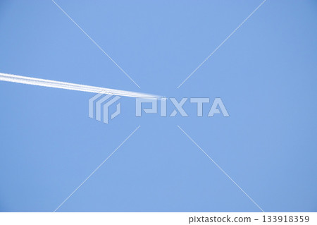 飛機雲 飛機雲 133918359