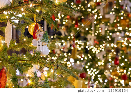 Christmas tree illumination 133919164