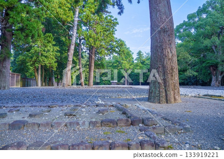 式年千宮神社的靜謐景象 133919221