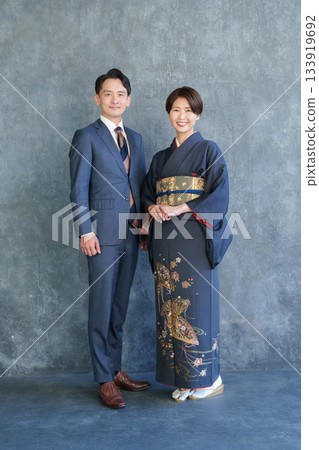 Men and women in their 30s going on a matchmaking date (kimono, suit, married couple) Men and women in their 30s going on a matchmaking date (kimono, suit, married couple) 133919692