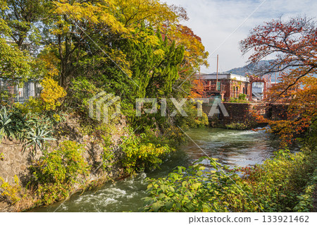 京都市琵琶湖運河，深秋時節 133921462