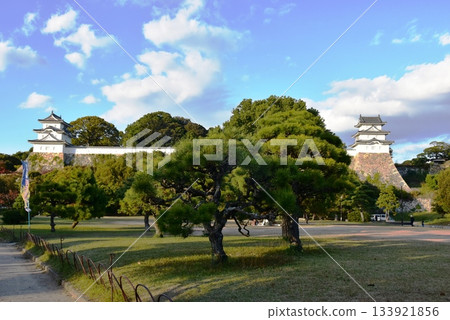 Hyogo Prefecture Akashi Castle (Akashi Park) Tatsumi Tower, Kun Tower, and walking trail 133921856