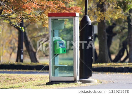 Public telephone image Public telephone image 133921978