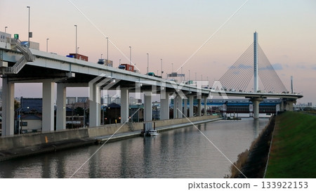 Metropolitan Expressway Katsushika Harp Bridge 133922153
