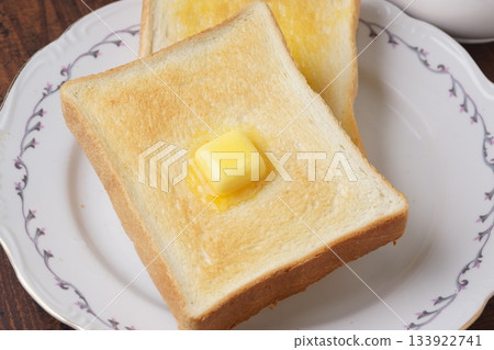  黃油吐司 133922741