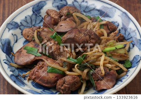 雞肝韭菜炒菜 133923616