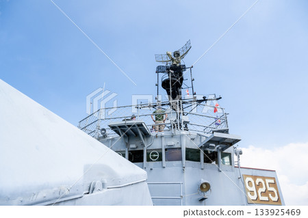 Tainan, Taiwan – The 2025 outdoor exhibition at the Deyang Naval Park in Anping County will showcase the historic Royal Taiwan Navy destroyer, the Deyang. Tainan, Taiwan – The 2025 outdoor exhibition at the Deyang Naval Park in Anping County will showcase the historic Royal Taiwan Navy destroyer, the Deyang. 133925469