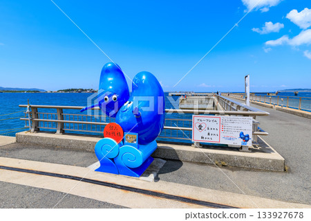 位於千葉縣立山市立山海灘站旁的立山日落碼頭 位於千葉縣立山市立山海灘站旁的立山日落碼頭 133927678