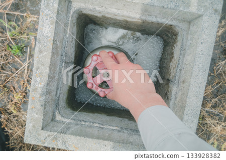 faucet, spigot, tap 133928382