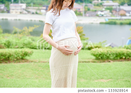 孕婦公園自然 133928914
