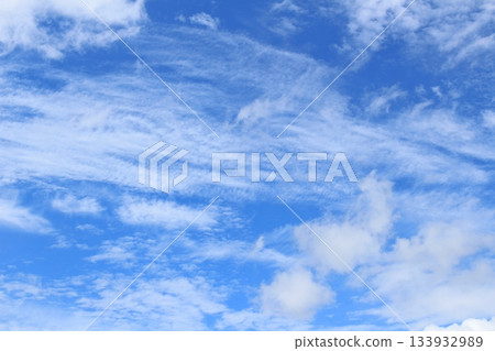 Colored paper with sky and clouds Sky and clouds of Shinshu Nature of Shinshu 133932989