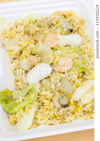 美味海鮮生菜炒飯便當 美味海鮮生菜炒飯便當 133939224