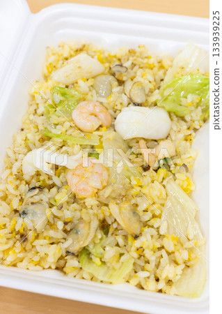 美味海鮮生菜炒飯便當 133939225