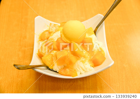 Delicious mango shaved ice from Taiwan Delicious mango shaved ice from Taiwan 133939240