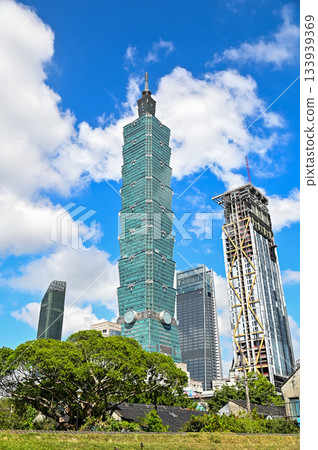 台灣台北101大樓美麗的城市景觀 台灣台北101大樓美麗的城市景觀 133939369