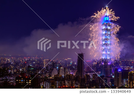美麗的台北101倒數煙火 美麗的台北101倒數煙火 133940649