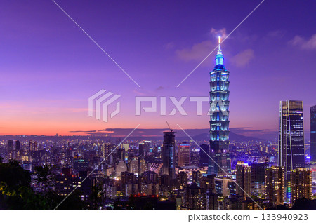 A beautiful sunset in Taipei, Taiwan A beautiful sunset in Taipei, Taiwan 133940923