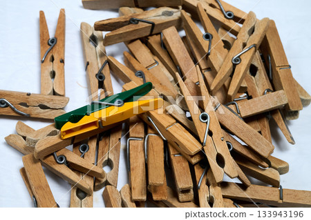 Set of wooden clothespins 133943196