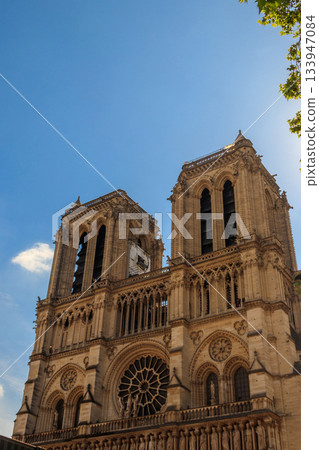 Notre Dame Cathedral in Paris, France Notre Dame Cathedral in Paris, France 133947084