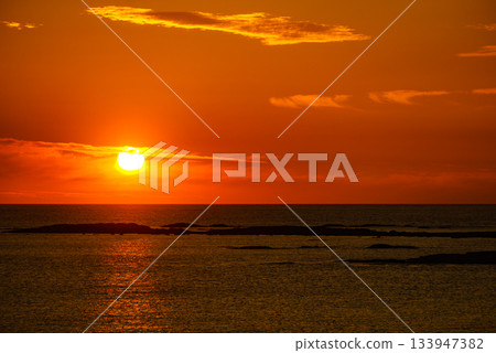 Seascape at midnight sun on Andoya, Norway Seascape at midnight sun on Andoya, Norway 133947382