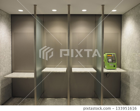 日本公用電話亭。 133951616
