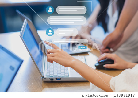 利用雲端服務進行即時業務通信 利用雲端服務進行即時業務通信 133951918