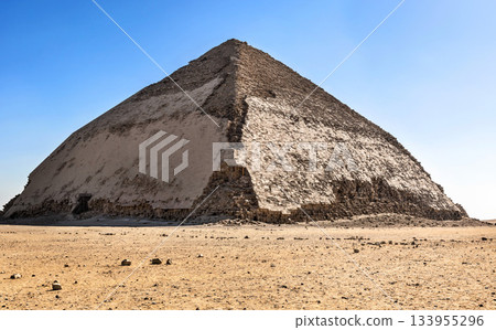 Red pyramid in Dahshur, Cairo, Egypt Red pyramid in Dahshur, Cairo, Egypt 133955296