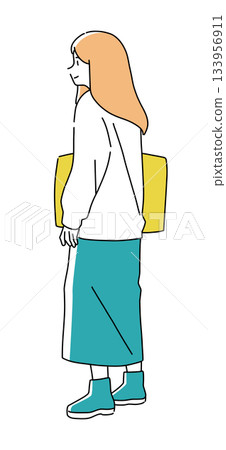 身著寬鬆服裝的女性全身插圖 133956911