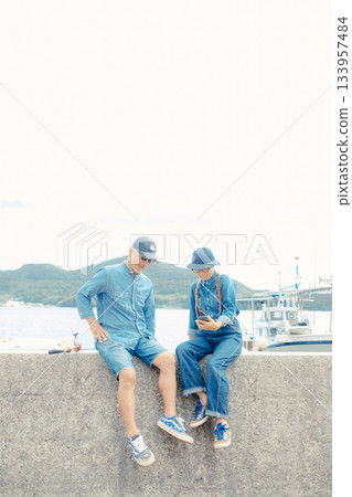 老年夫婦互動 133957484