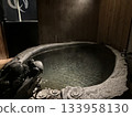 一家歷史悠久的溫泉旅館，擁有源源不絕的溫泉水 133958130